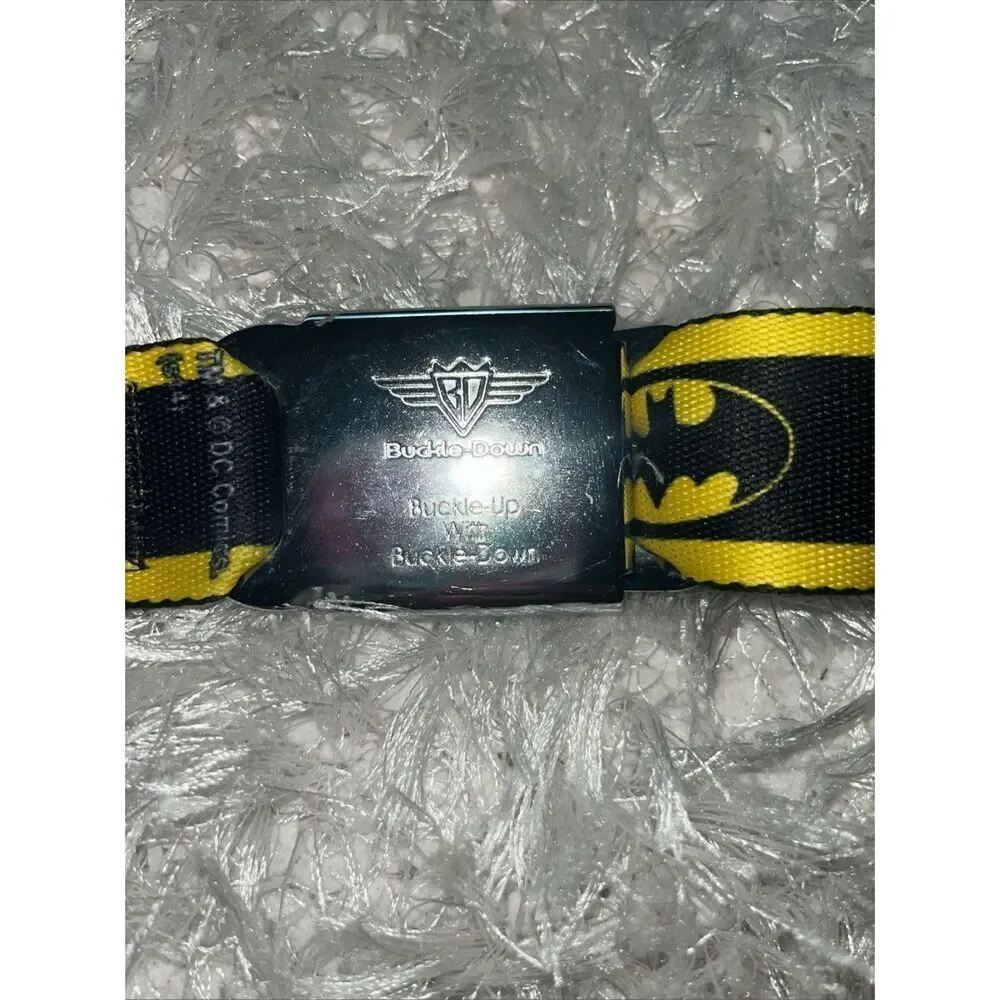 Batman DC Comics Black Yellow Licensed Seatbelt Seat Belt Style Men Buckle Down